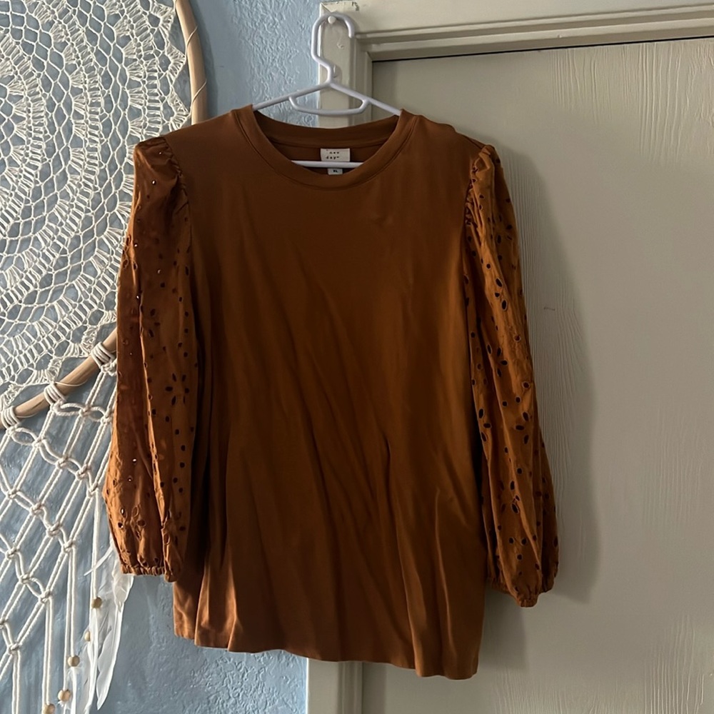 Floral Arm Brown Blouse